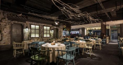 “隨物成器，巧在其中” 高品質(zhì)接待會所。